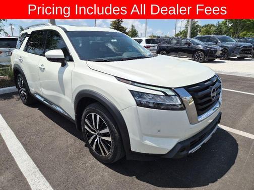 Pearl White Tricoat 2024 Nissan Pathfinder Platinum 4WD