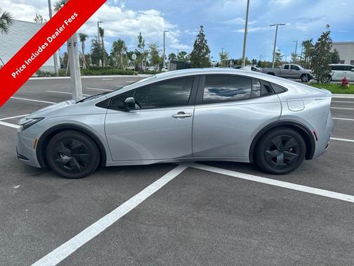 Cutting Edge 2023 Toyota Prius Prime SE