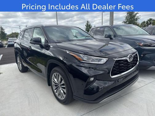 Midnight Black 2026 Toyota Highlander Platinum