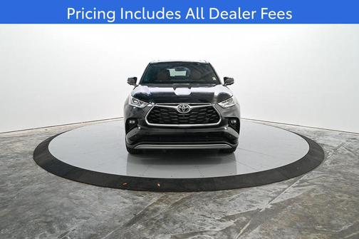 Midnight Black 2026 Toyota Highlander Platinum