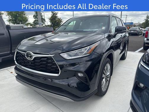 Midnight Black 2026 Toyota Highlander Platinum