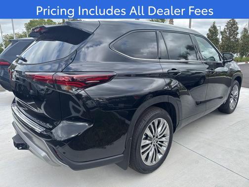 Midnight Black 2026 Toyota Highlander Platinum