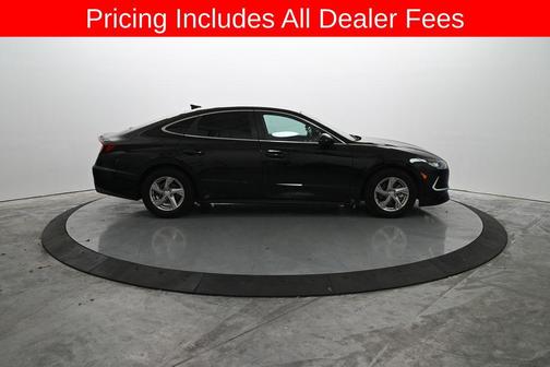 Phantom Black 2022 Hyundai SONATA SE