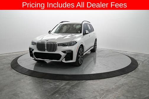 Mineral White Metallic 2022 BMW X7 xDrive40i