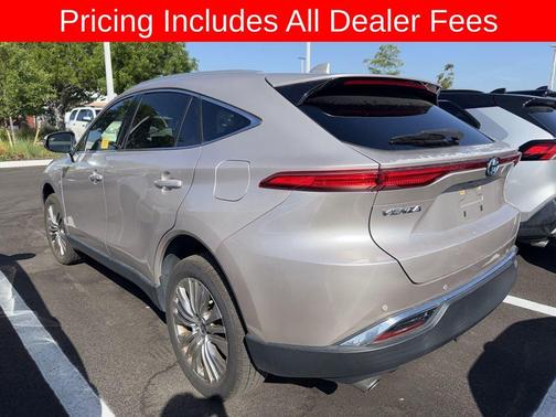 Titanium Glow 2021 Toyota Venza XLE