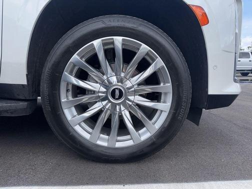 Crystal White Tricoat 2023 Cadillac Escalade Premium Luxury