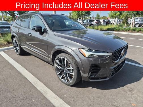 Platinum Grey Metallic 2024 Volvo XC60 Recharge Plug-In Hybrid T8 Ultimate Dark Theme