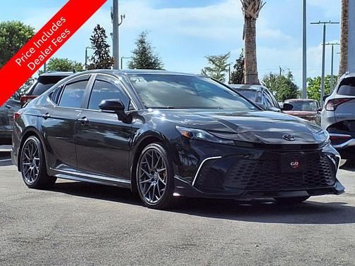 Midnight Black Metallic 2025 Toyota Camry SE