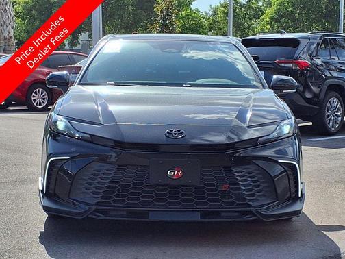 Midnight Black Metallic 2025 Toyota Camry SE