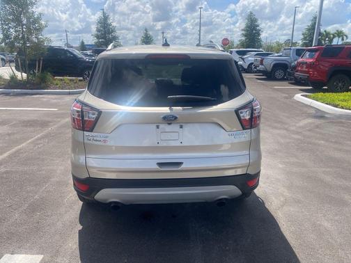 White Gold Metallic 2018 Ford Escape Titanium