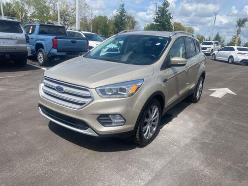 White Gold Metallic 2018 Ford Escape Titanium
