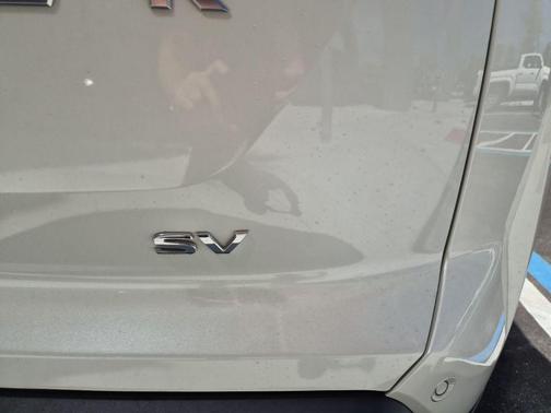 Pearl White Tricoat 2024 Nissan Pathfinder SV FWD