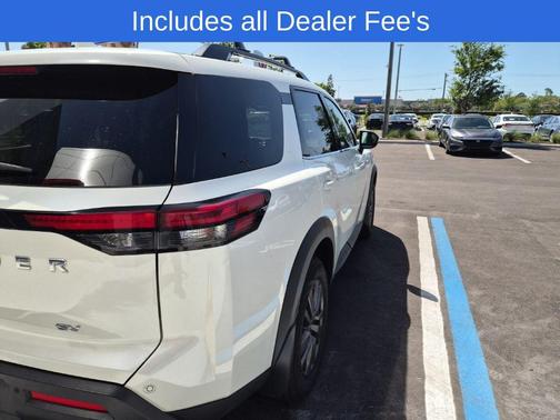 Pearl White Tricoat 2024 Nissan Pathfinder SV FWD