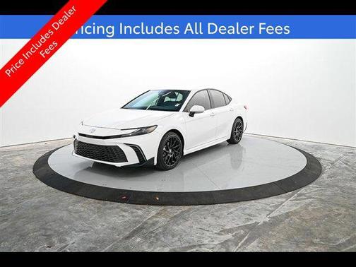 Ice Cap 2026 Toyota Camry SE