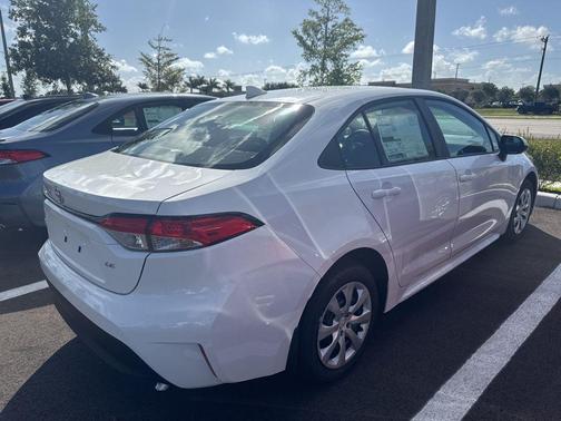 Ice 2026 Toyota Corolla LE