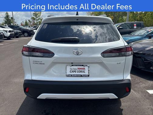 Pearl 2026 Toyota Corolla Cross LE