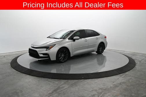 Classic Silver Metallic 2025 Toyota Corolla SE
