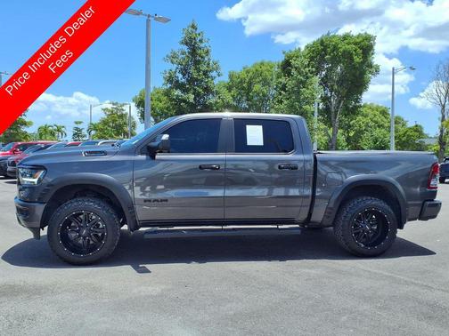 Granite Crystal Metallic Clearcoat 2024 RAM 1500 Big Horn/Lone Star