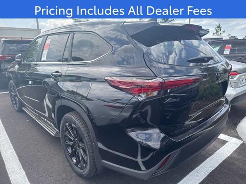Midnight Black 2026 Toyota Highlander XLE