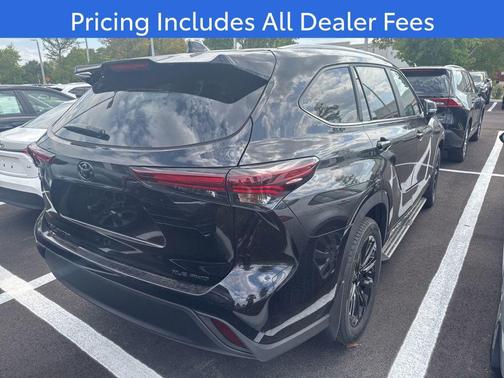 Midnight Black 2026 Toyota Highlander XLE
