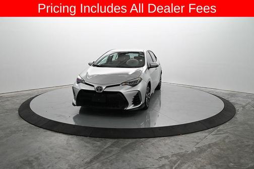 Classic Silver Metallic 2019 Toyota Corolla SE