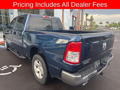 Patriot Blue Pearlcoat 2023 RAM 1500 Big Horn/Lone Star