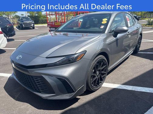 Heavy Metallic 2026 Toyota Camry SE