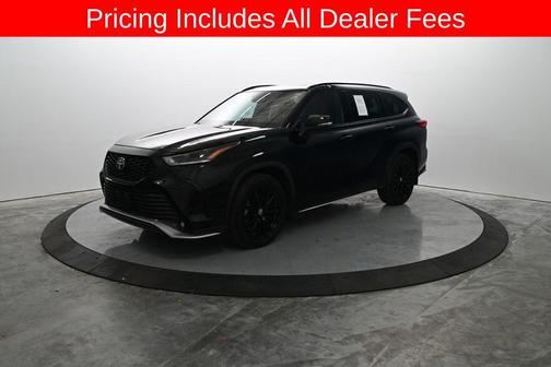 Midnight Black Metallic 2023 Toyota Highlander XSE