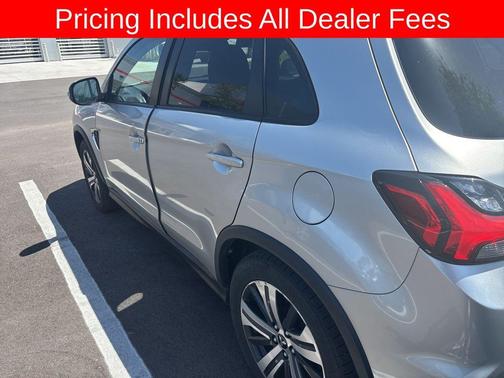 Alloy Silver Metallic 2021 Mitsubishi Outlander Sport SE