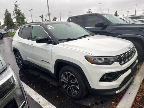 Bright White Clearcoat 2023 Jeep Compass Limited