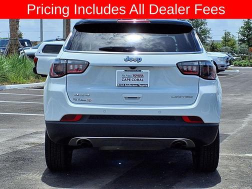 Bright White Clearcoat 2023 Jeep Compass Limited
