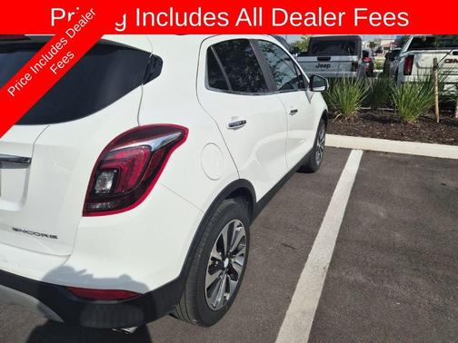 Summit White 2020 Buick Encore Essence