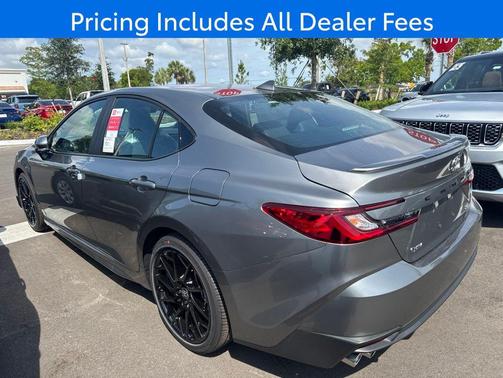 Heavy Metallic 2026 Toyota Camry SE