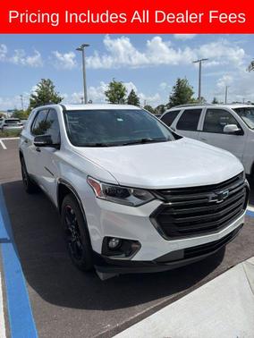 Iridescent Pearl Tricoat 2018 Chevrolet Traverse Premier