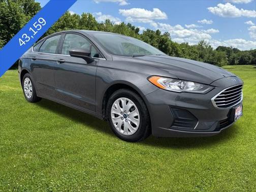 2019 Ford Fusion S