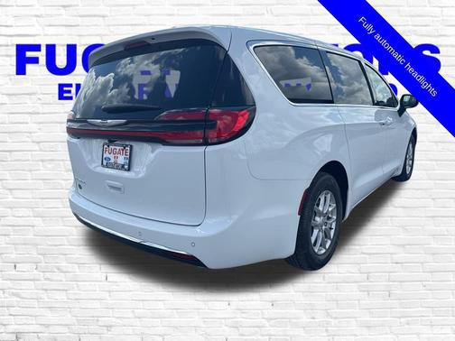 2026 Chrysler Pacifica L