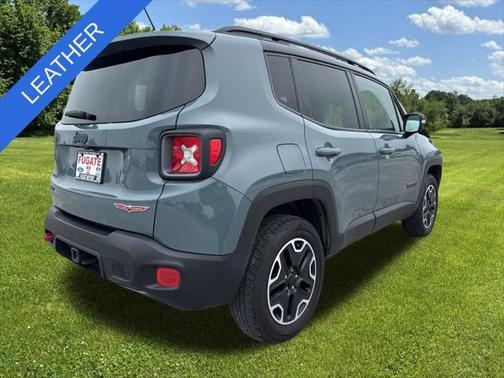 2017 Jeep Renegade Trailhawk