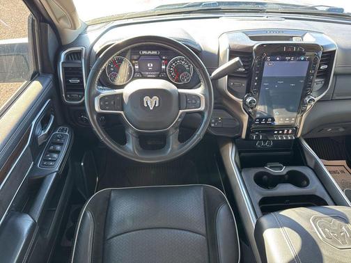 2023 RAM 2500 Laramie Crew Cab 4x4 6'4' Box