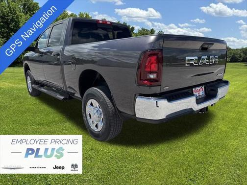 2025 RAM 2500 Tradesman Crew Cab 4x4 6'4' Box
