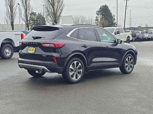 2024 Ford Escape Platinum