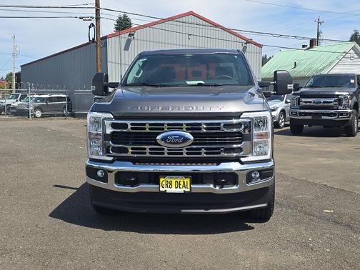Carbonized Gray Metallic 2025 Ford F-250 XLT
