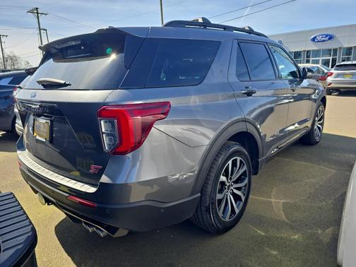Carbonized Gray Metallic 2021 Ford Explorer ST
