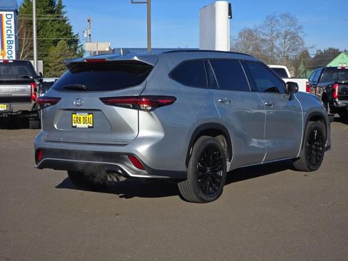 2024 Toyota Highlander XSE