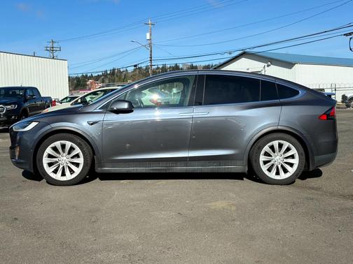 2020 Tesla Model X Long Range Plus Dual Motor All-Wheel Drive