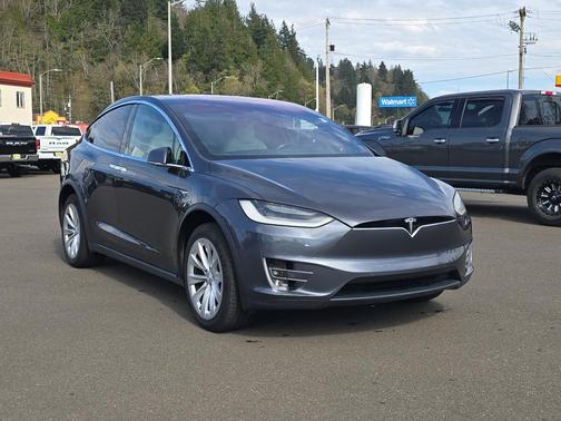 2020 Tesla Model X Long Range Plus Dual Motor All-Wheel Drive