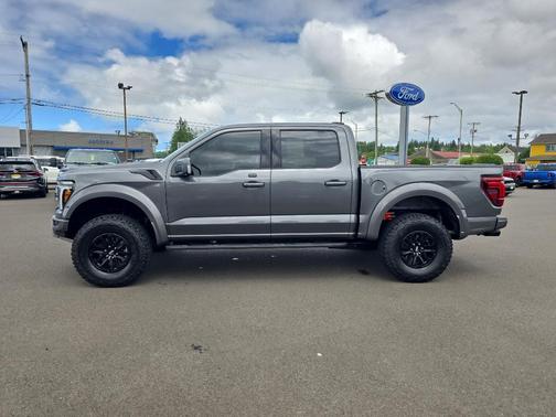 Carbonized Gray Metallic 2025 Ford F-150 Raptor