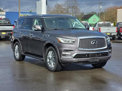 2024 INFINITI QX80 Luxe