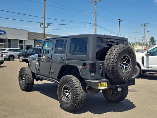 Rhino 2017 Jeep Wrangler Unlimited Rubicon