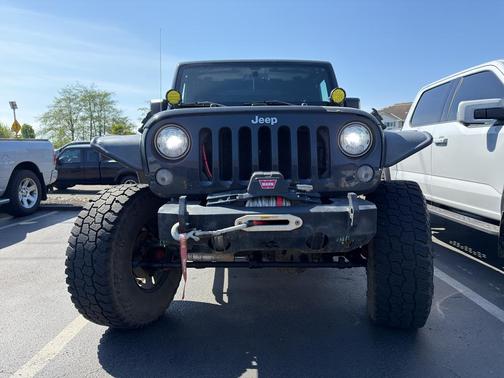 Rhino 2017 Jeep Wrangler Unlimited Rubicon