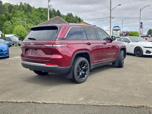 Velvet Red Pearlcoat 2024 Jeep Grand Cherokee Limited